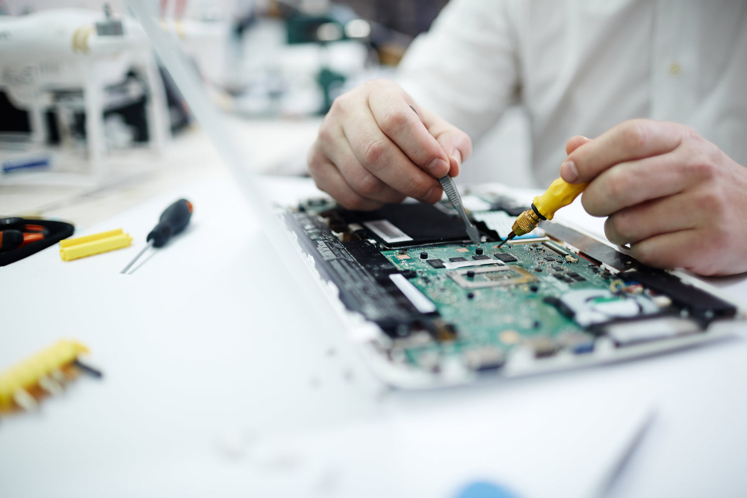 Electronics & Gadgets
